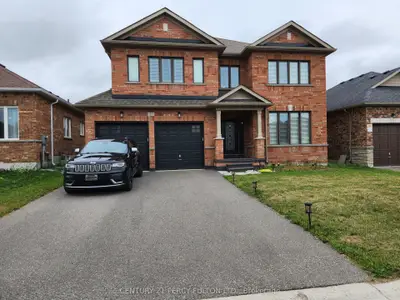 Detached in Brock