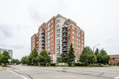 Condo Apartment in Markham
