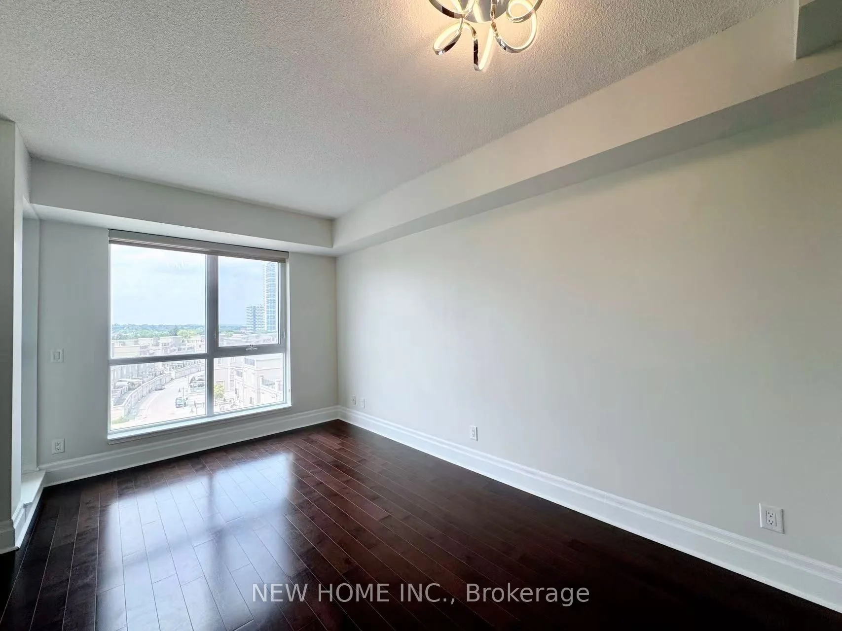 Condo Apartment in Markham