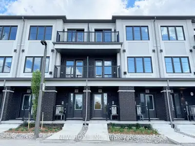Condo Townhouse in Richmond Hill