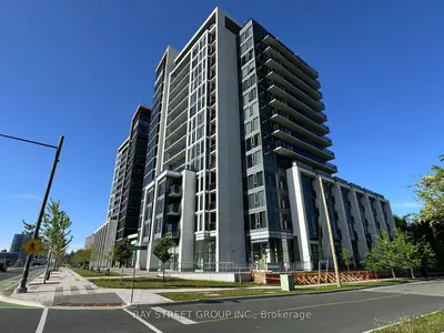 Condo Apartment in Richmond Hill