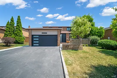 Detached in Vaughan