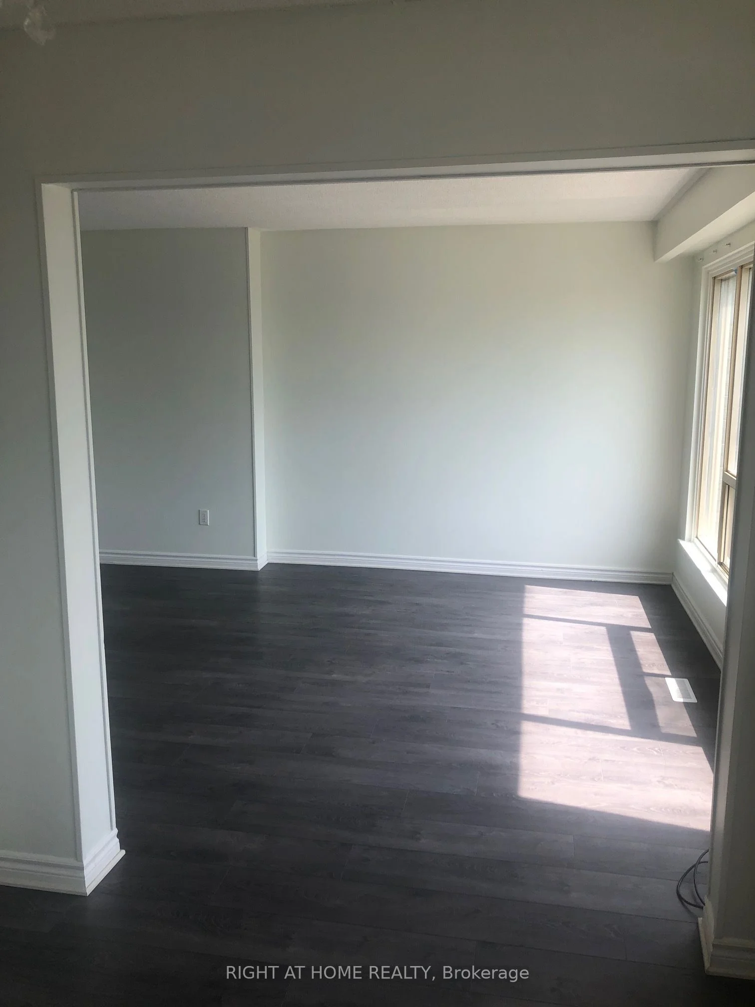 248 Britannia Avenue, Bradford West Gwillimbury, On L3z 1a7