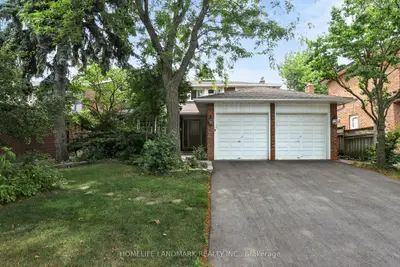 Detached in Markham