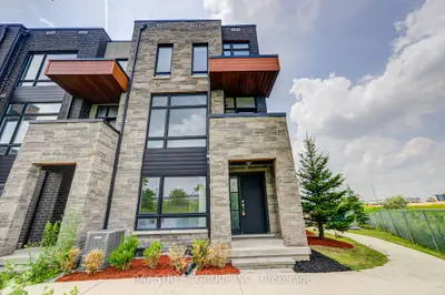 Att/Row/Townhouse in Vaughan