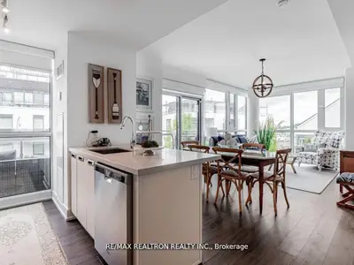 Condo Apartment in Innisfil