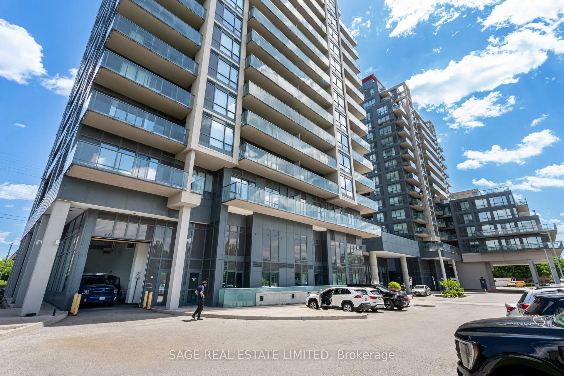 9090 Yonge Street 102b, Richmond Hill, On L4c 0z1
