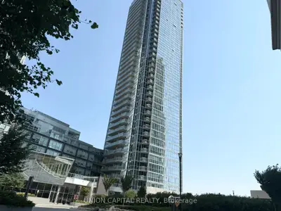 Condo Apartment in Vaughan