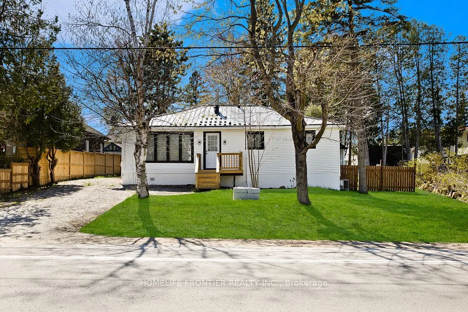 1786 St Johns Street, Innisfil, ON L9S 1S9
