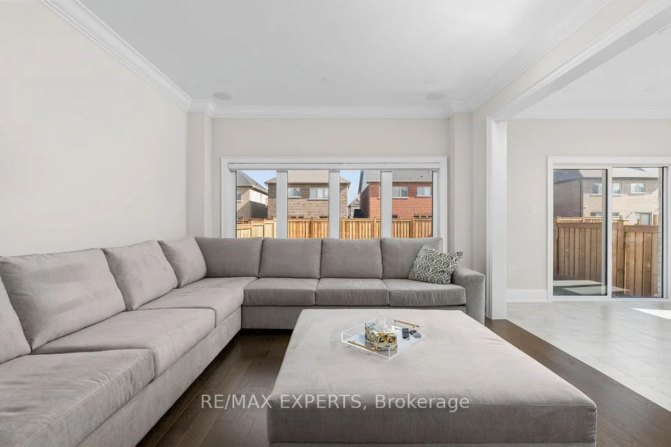 1259 Stevens Road, Innisfil, ON L9S 0P6