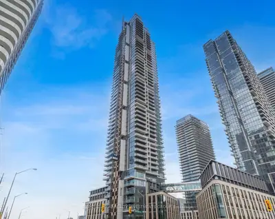 Condo Apartment in Vaughan
