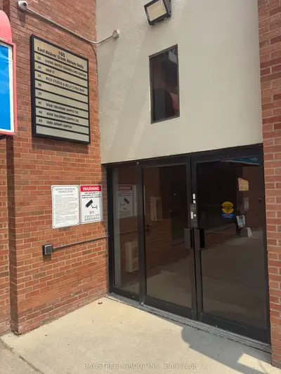 165 East Beaver Creek Road 34, Richmond Hill, On L4b 2n2