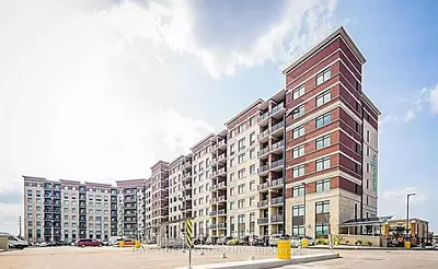 Condo Apartment in Markham