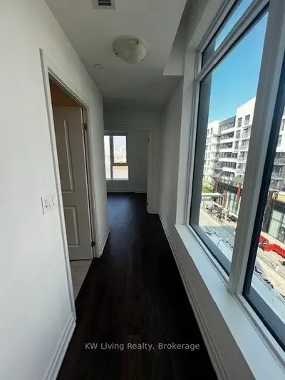 Condo Apartment in Markham