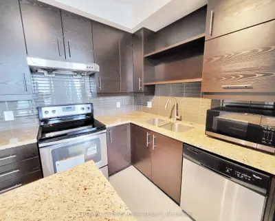 Condo Apartment in Markham