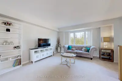 Condo Townhouse in Aurora
