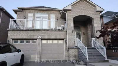Detached in Vaughan