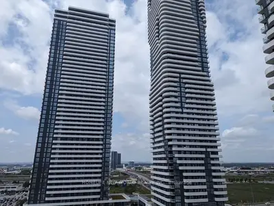 Condo Apartment in Vaughan