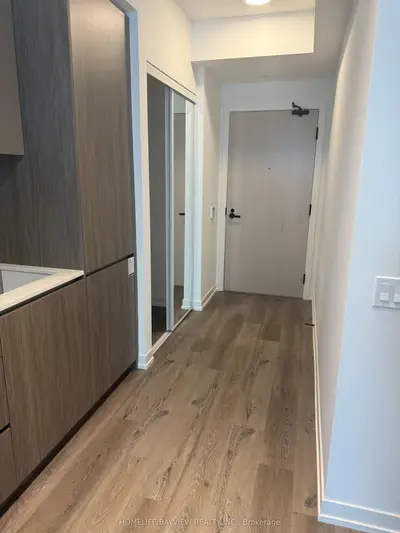 Condo Apartment in Vaughan