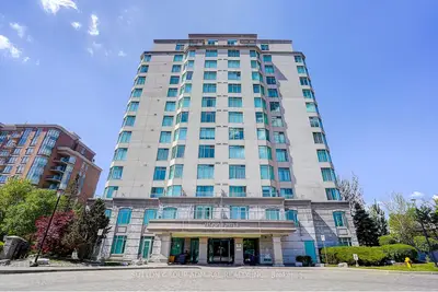 Condo Apartment in Markham
