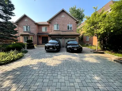 Detached in Newmarket