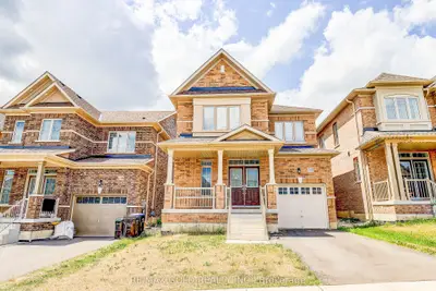 Detached in Innisfil