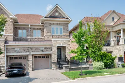 Semi-Detached in Vaughan