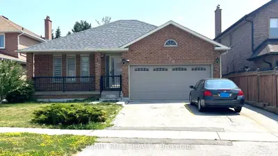 Detached in Vaughan