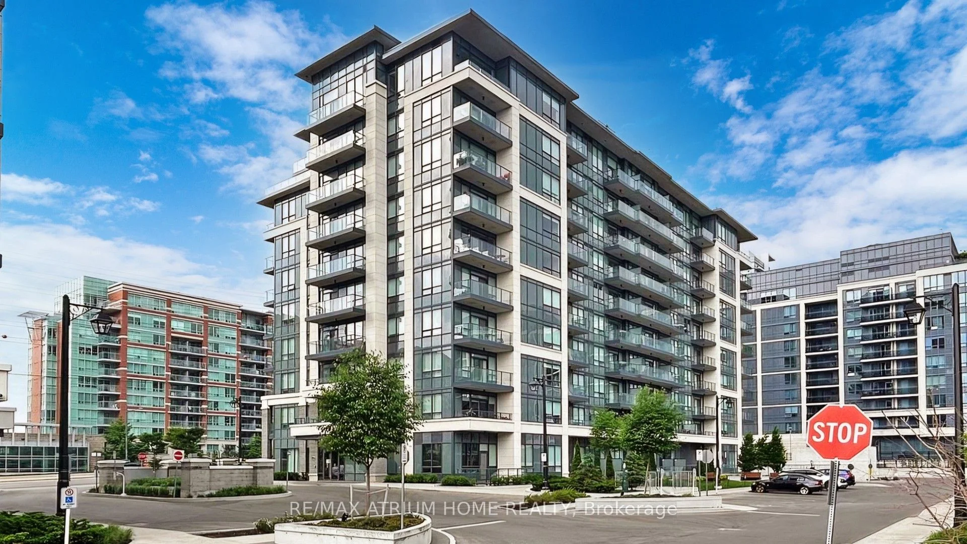 396 Highway 7 Avenue E 909, Richmond Hill, ON L4B 0G7