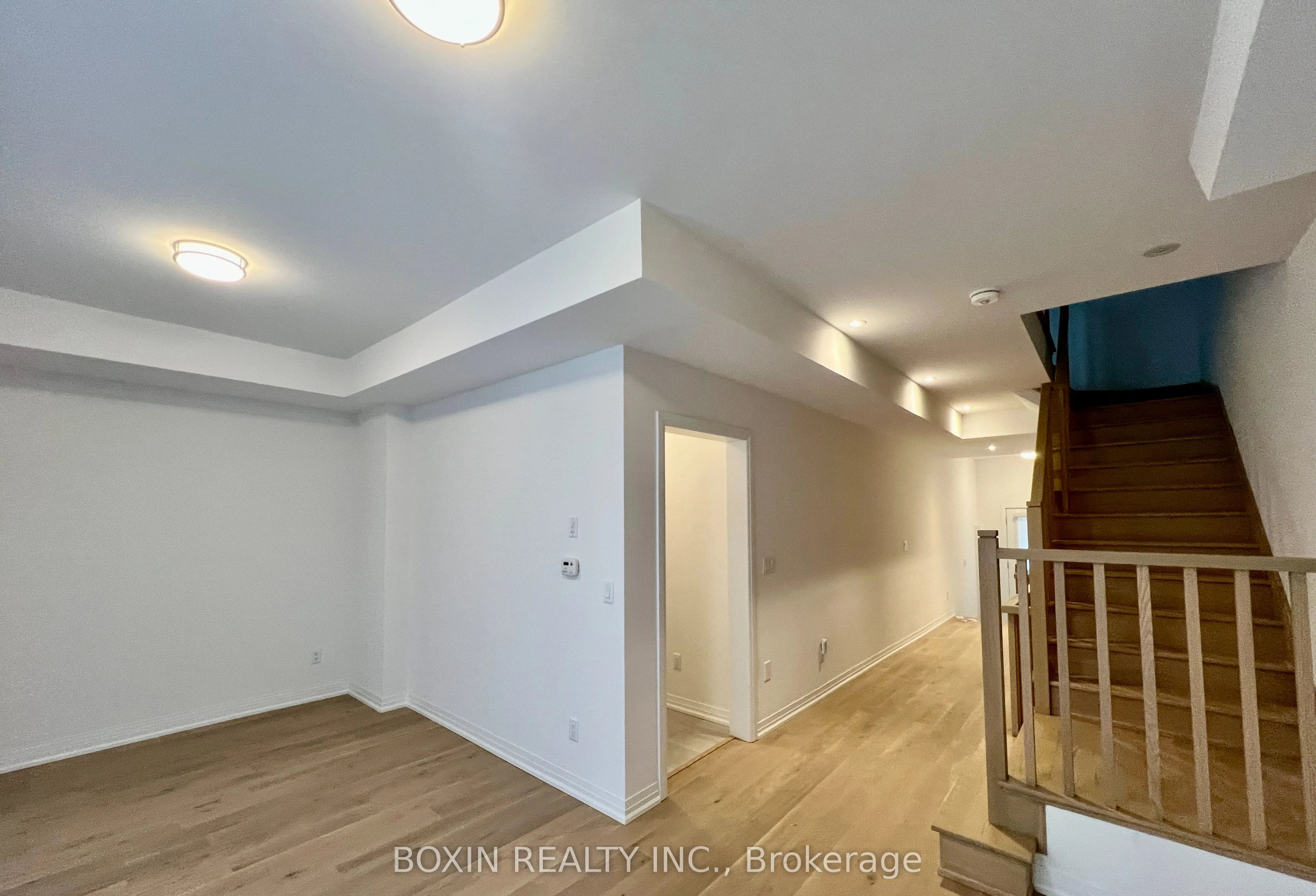 9094 Woodbine Avenue, Markham, On L3r 0j8
