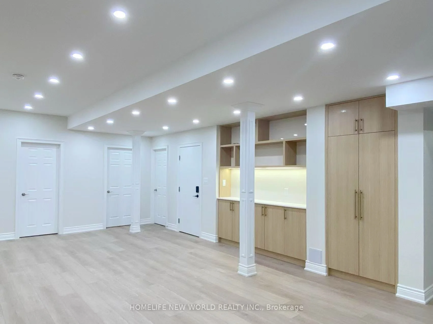 37 Port Royal Avenue, Vaughan, ON L4H 4K6
