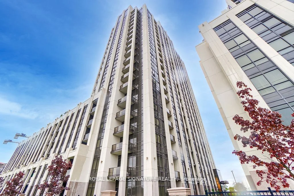 Condo Apartment in Vaughan
