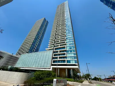 Condo Apartment in Vaughan