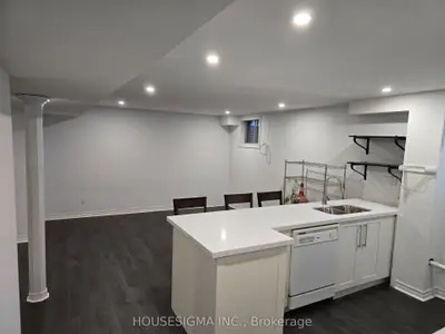 Detached in Richmond Hill