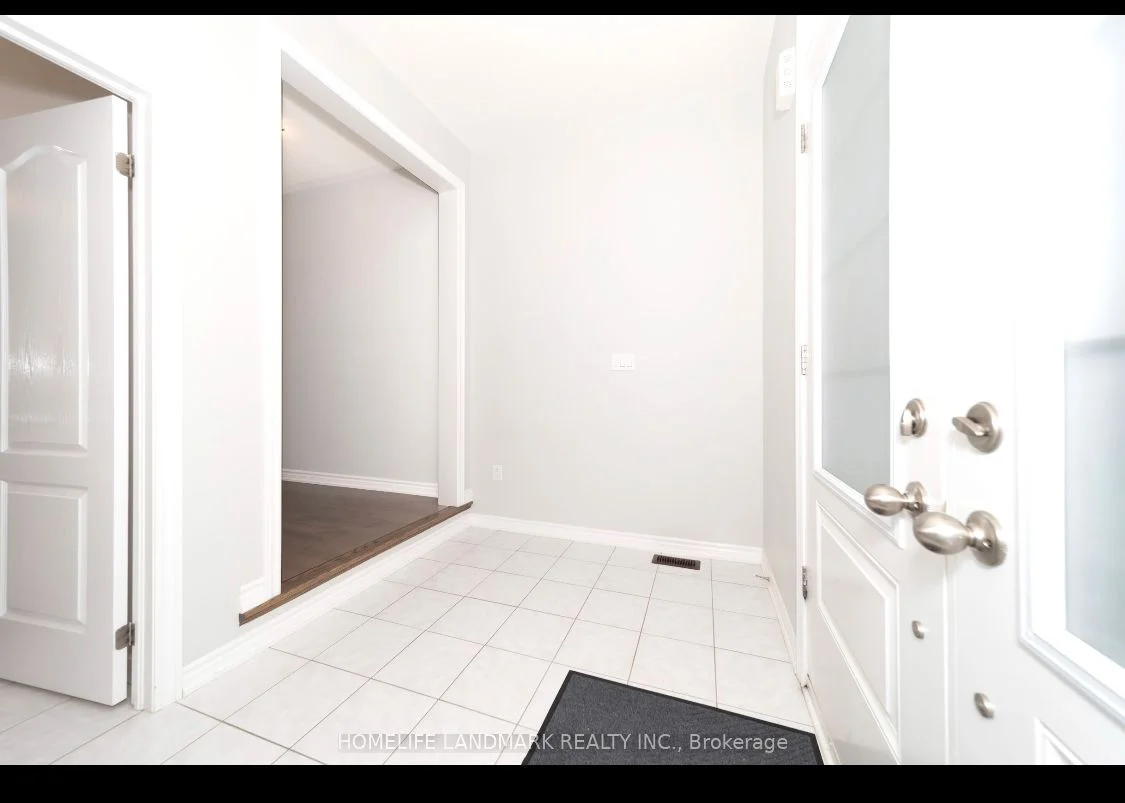 224 Danny Wheeler Boulevard, Georgina, ON L4P 0J8