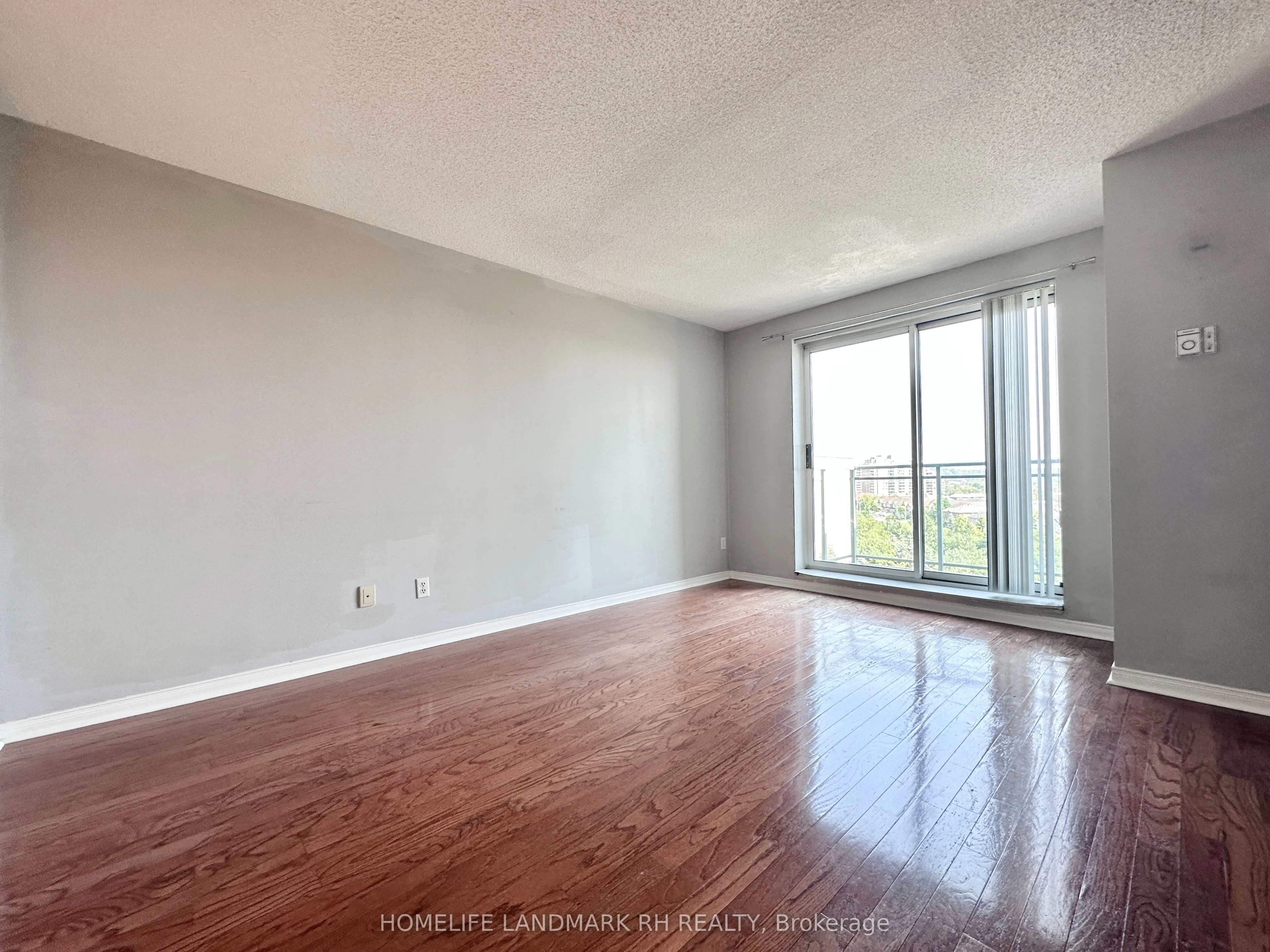 51 BAFFIN Court PH5, Richmond Hill, ON L4B 4P6
