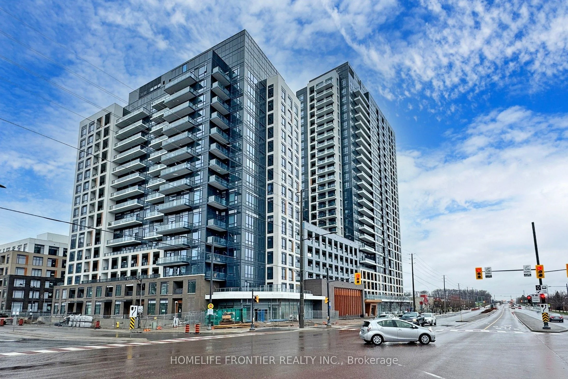Condo Apartment in Vaughan