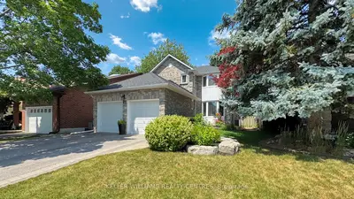 Detached in Richmond Hill