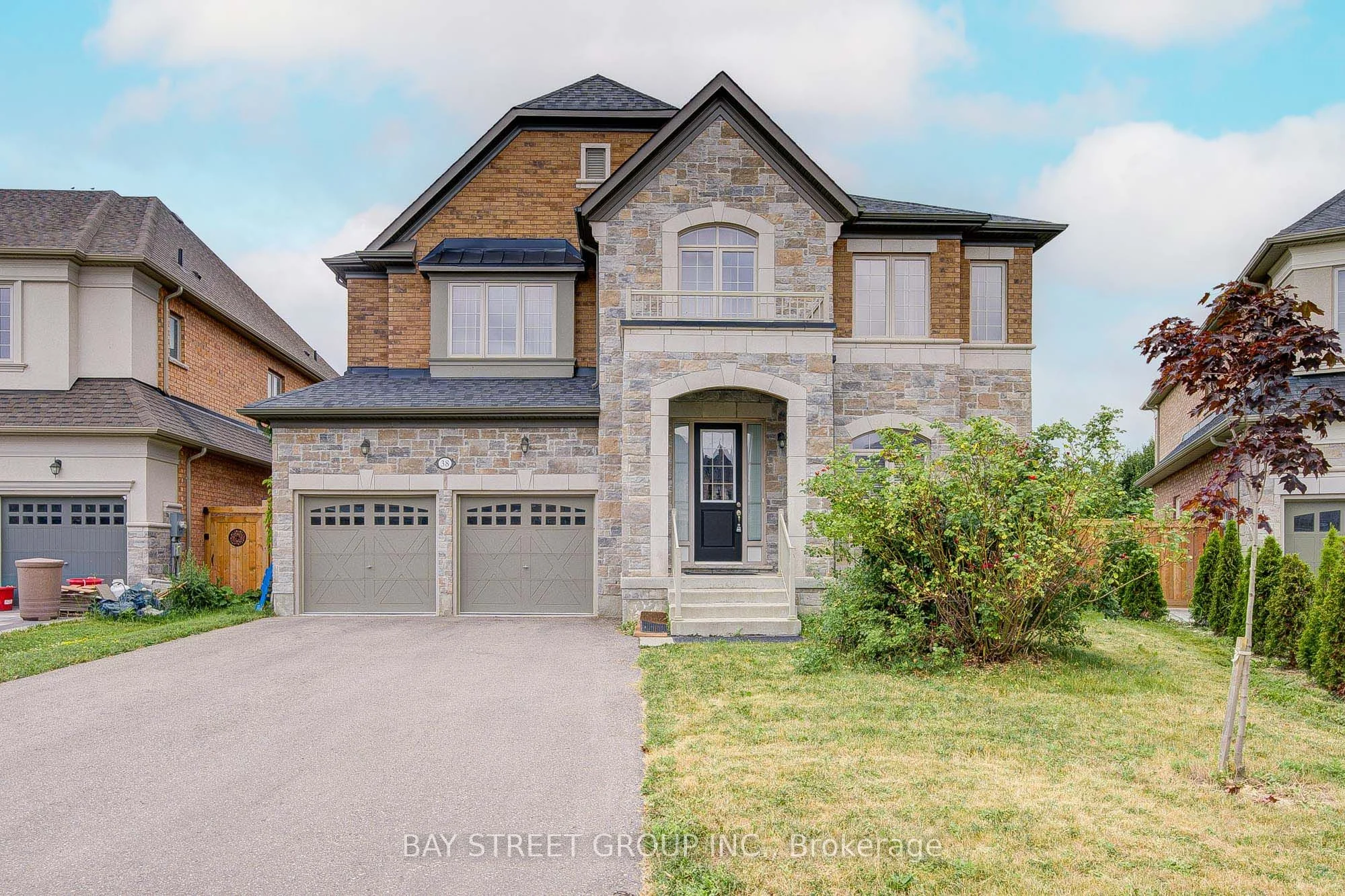 38 Brown Court, Newmarket, On L3y 0c7