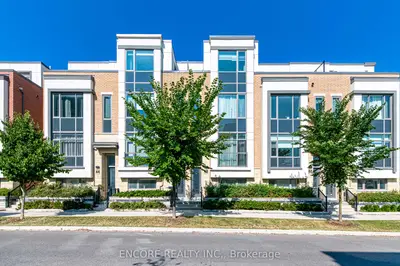Att/Row/Townhouse in Markham