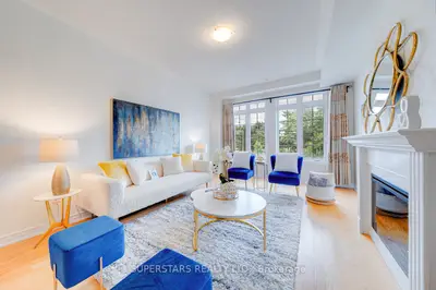 Att/Row/Townhouse in Markham