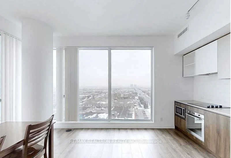 7890 Jane Street 1706, Vaughan, On L4k 0k9