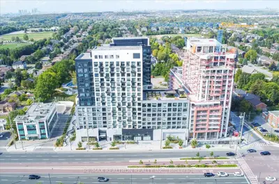 Condo Apartment in Richmond Hill