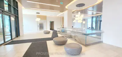 Condo Apartment in Vaughan