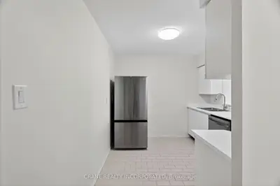 Condo Apartment in Richmond Hill