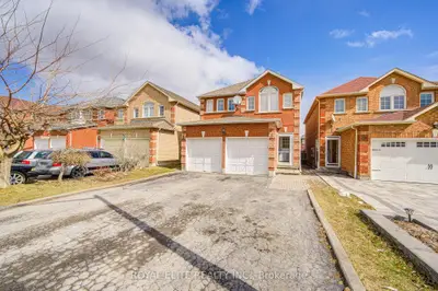Detached in Markham