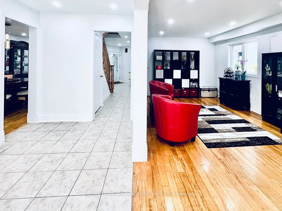 133 Humberland Drive, Richmond Hill, ON L4E 3Y7