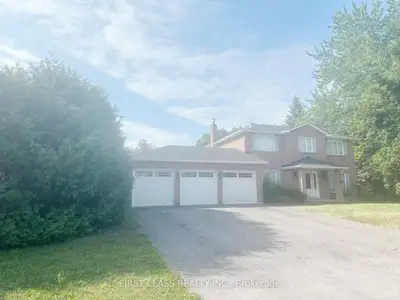 Detached in East Gwillimbury