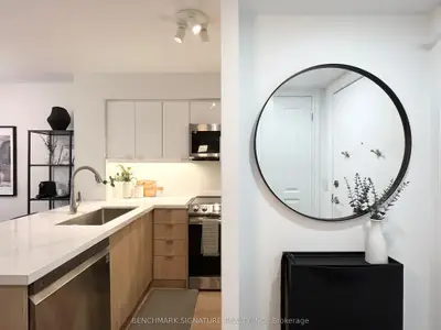 Condo Apartment in Markham