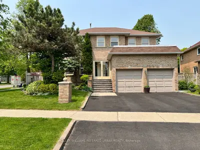 Detached in Richmond Hill